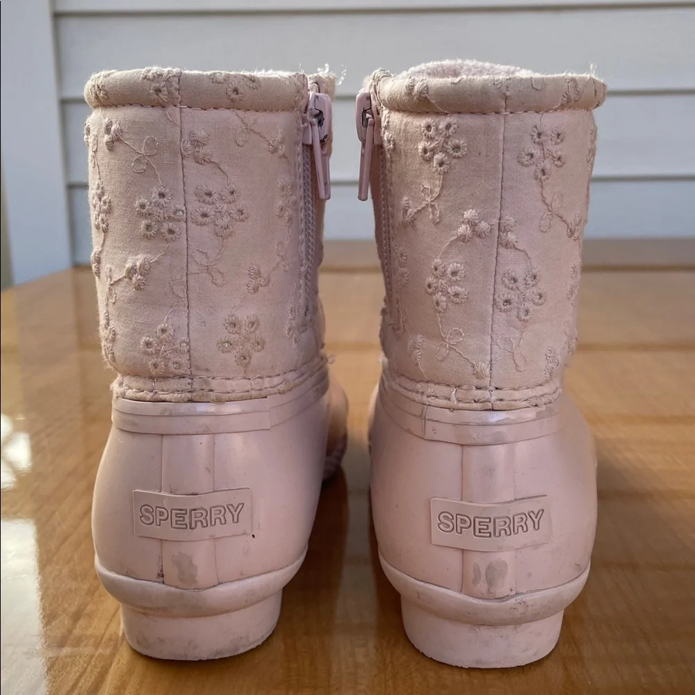 Sperry Girls Pink Lace-Up Duck Boots Size 1